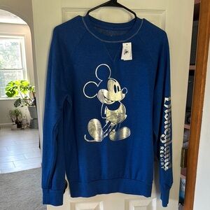 NWT Disneyland Resort Sweatshirt